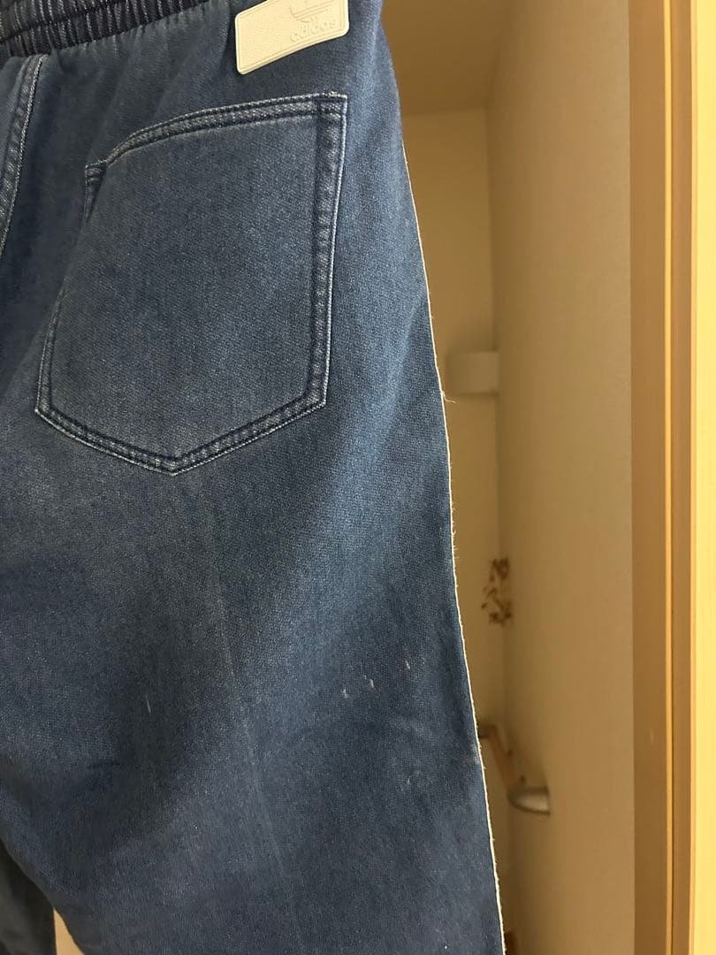 adidas FRENCH TERRY DENIM スウェットパンツ