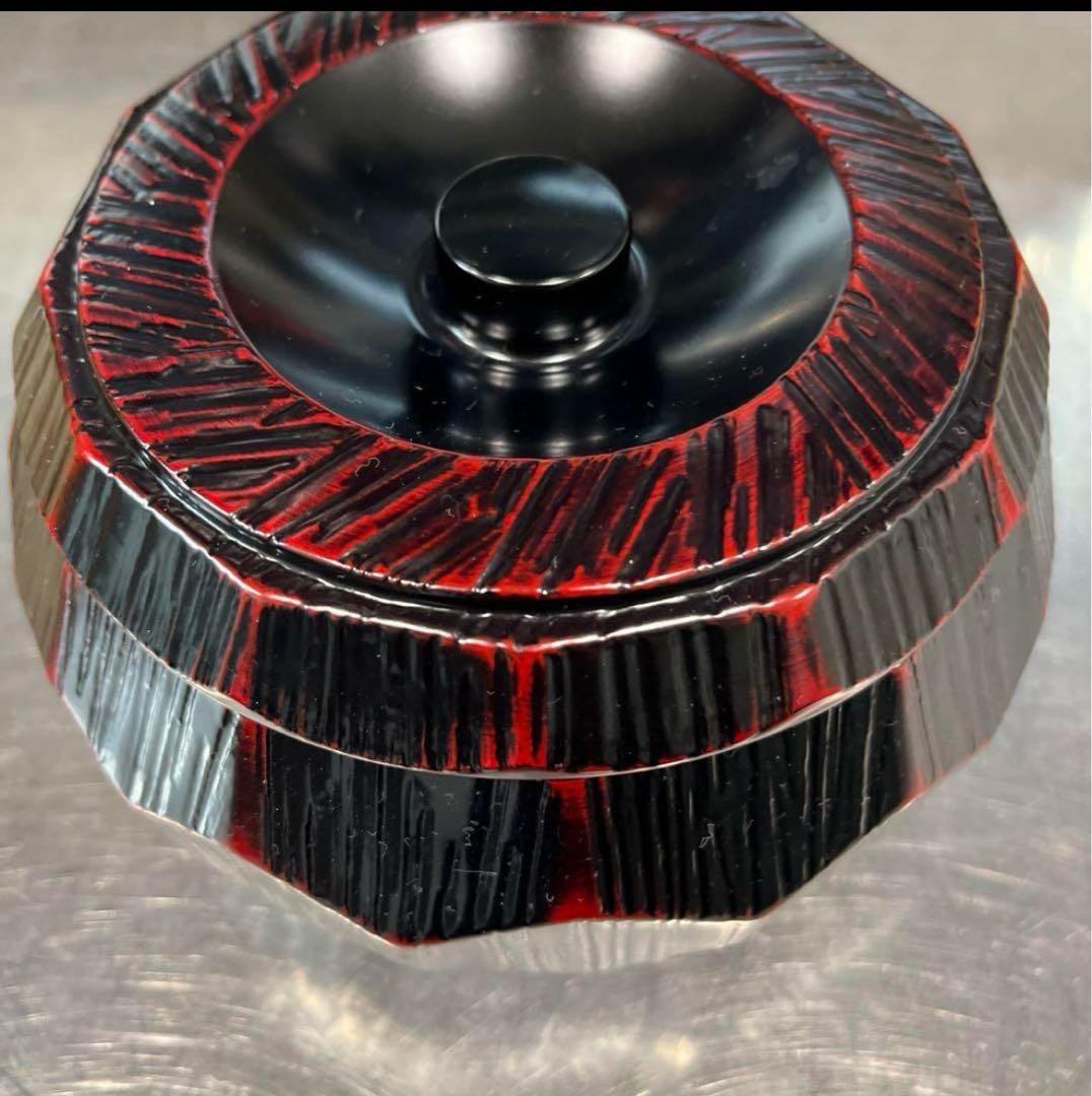 ひつまぶし漆器 八角形 黒と赤の菓子器５ヶセット