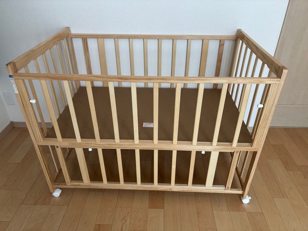 西松屋　ベビーベッド